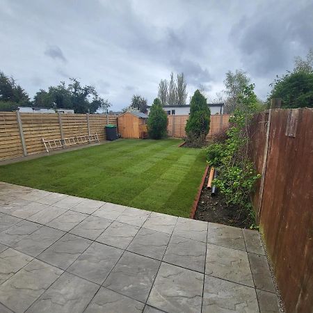 High Spec Large 6 Bedroom House! Kingston upon Thames  Ngoại thất bức ảnh